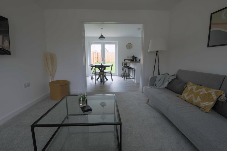 Exterior 5, The Haven Modern 4-bed Home With Garden, Cardiff