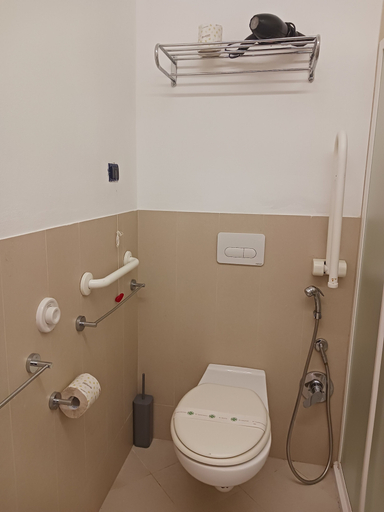 Bathroom 4, Addauro Resort, Syracuse