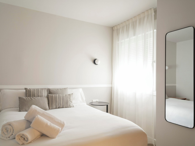 Bedroom 3, Meral Units, Málaga