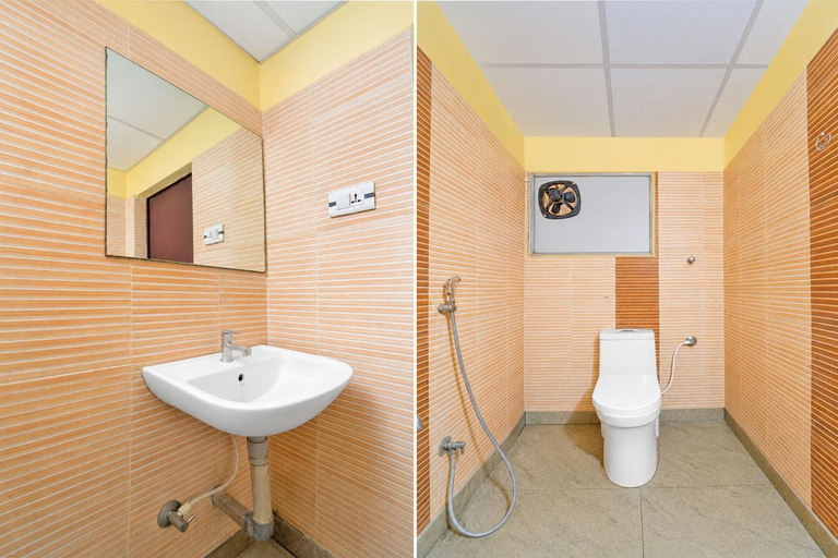 Bathroom 4, FabHotel Sca - Gandhipuram, Coimbatore