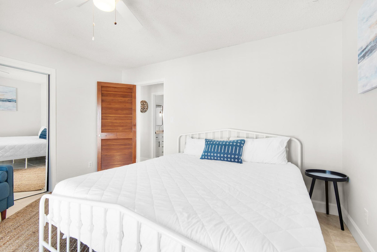 Bedroom 3, Makarios Beach Blu, Escambia