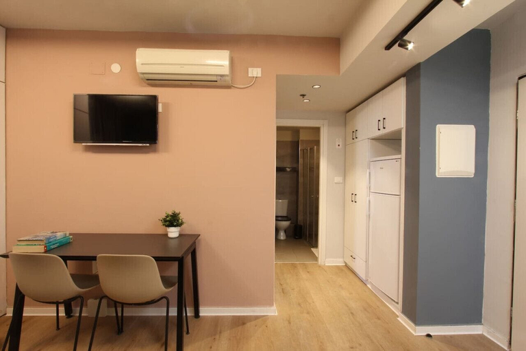 Others 3, Charming 1B Apt Near Expo & Univ TelAviv