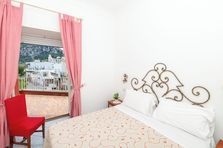 Bedroom 5, Hotel Palatium Mari, Napoli