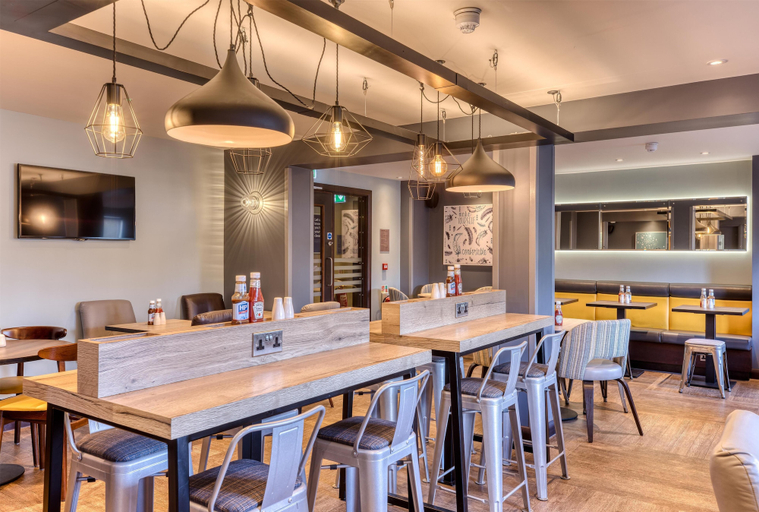 Food & Drinks 4, Premier Inn Blackpool East - M55 J4, Lancashire