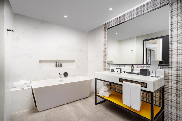 Bathroom 4, Hyatt Centric Mountain View, Santa Clara
