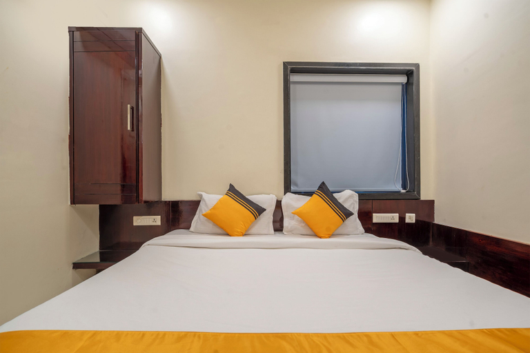 Room 3, Itsy Hotels M, Krishna