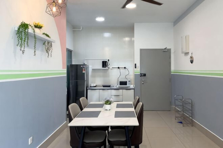 Dining 4, Razak City Residences A3 by Favspace, Kuala Lumpur