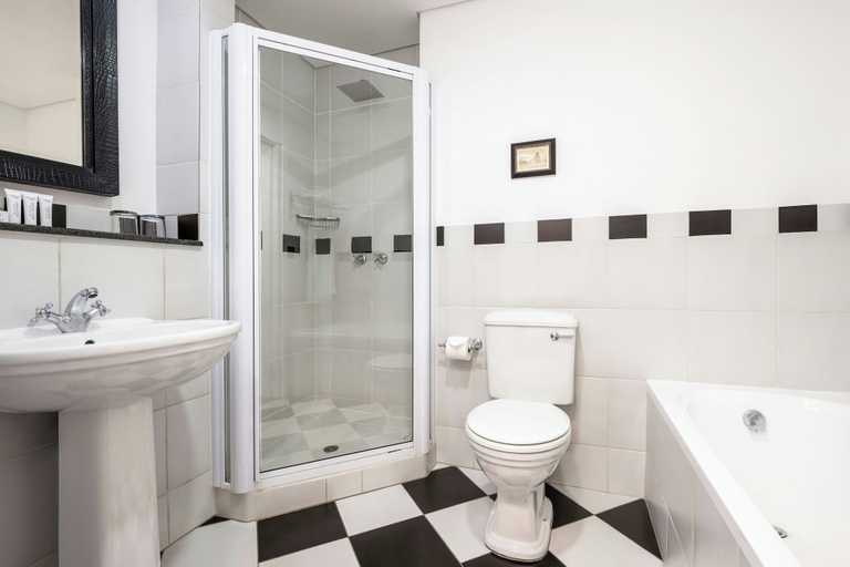 Bathroom 5, Protea Hotel by Marriott Kimberley, Frances Baard
