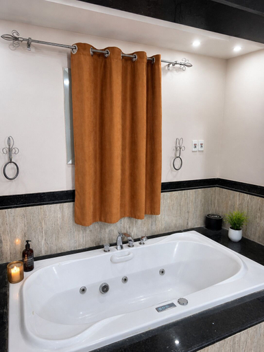 Bathroom 4, Sky Hotel Pyramids View INN, Al-Ahram