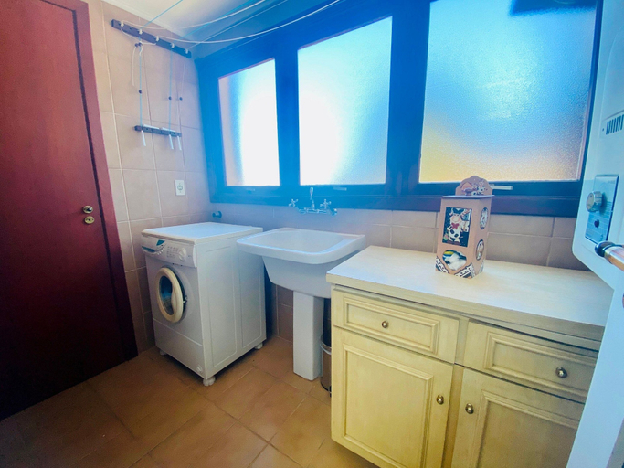 Bathroom 4, Jardim Europa-Ao Lado d Famosa Rua Torta, Gramado