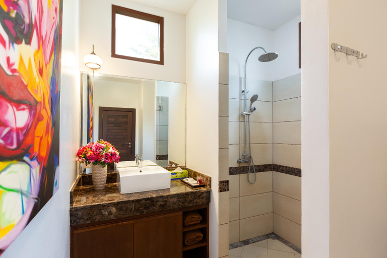 Bathroom 3, Luxury 6BR Balinese Estate near Nai Harn Beach | Villa Sri Suri, Phuket Island