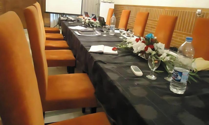 Food & Drinks 4, Executive Grand Royal, Islamabad