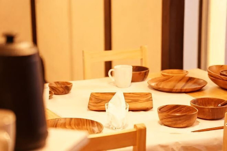 Food & Drinks 4, Kitashinjuku Wood Wall Stay, Shinjuku