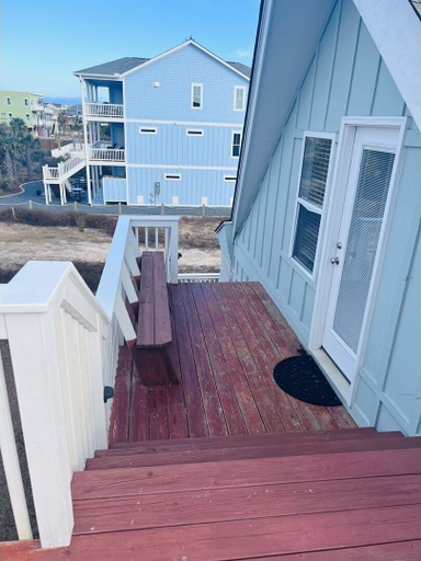 Terrace/patio 3, Holden Time 3 Br home by RedAwning, Brunswick