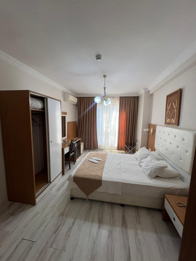 Bedroom 4, Igneada Parlak Resort Hotel, Demirköy