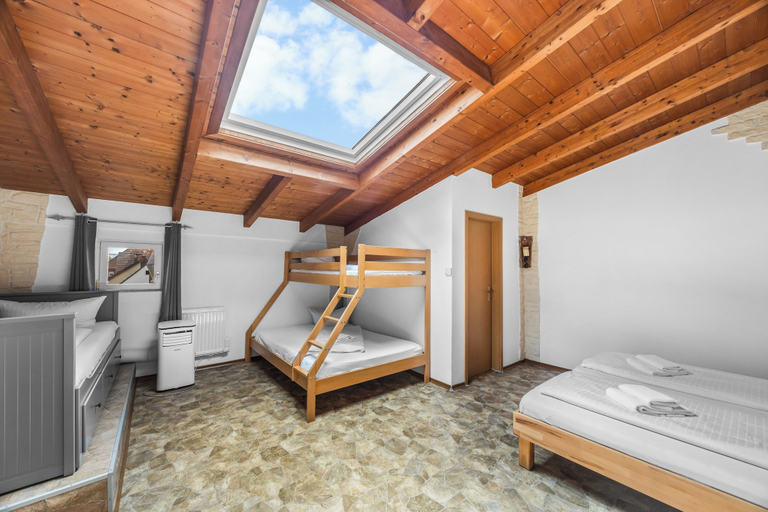 Bedroom 4, Gaestehaus Parkblick, Ortenaukreis