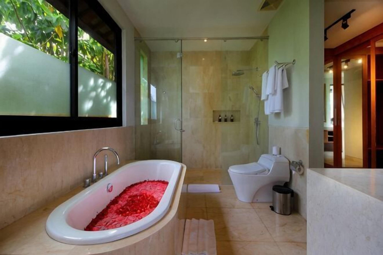 Room 2, Trisha Cliff Villa by Parigata, Badung