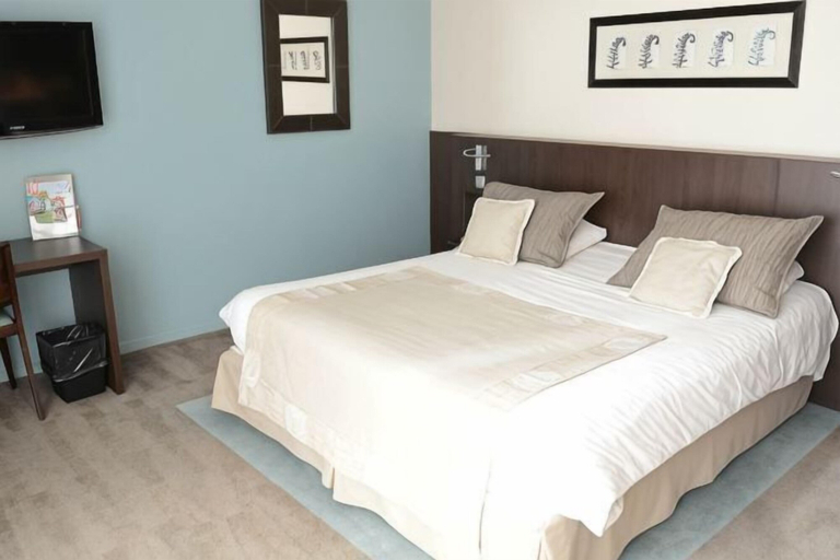 Bedroom 3, Hotel du Pasino, Nord