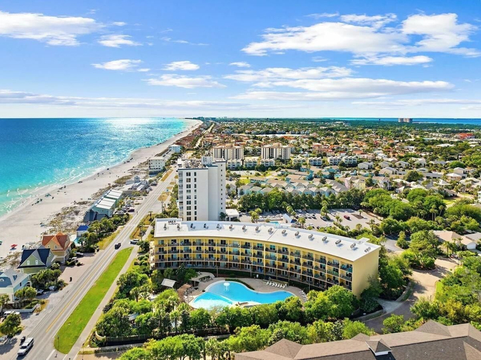 Others 2, Beach Resort 514, Walton