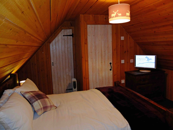 Bedroom 2, The Cabins, Loch Awe, Argyll and Bute