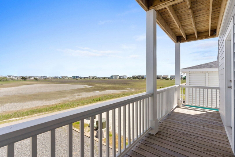 Property grounds 2, Fore Seasuns / 139 Scotch Bonnet Dr. 4 Bedroom Home by RedAwning, Brunswick