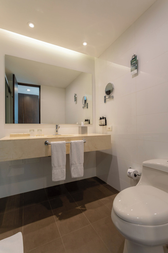 Bathroom 5, Hotel Estelar En Alto Prado, Barranquilla