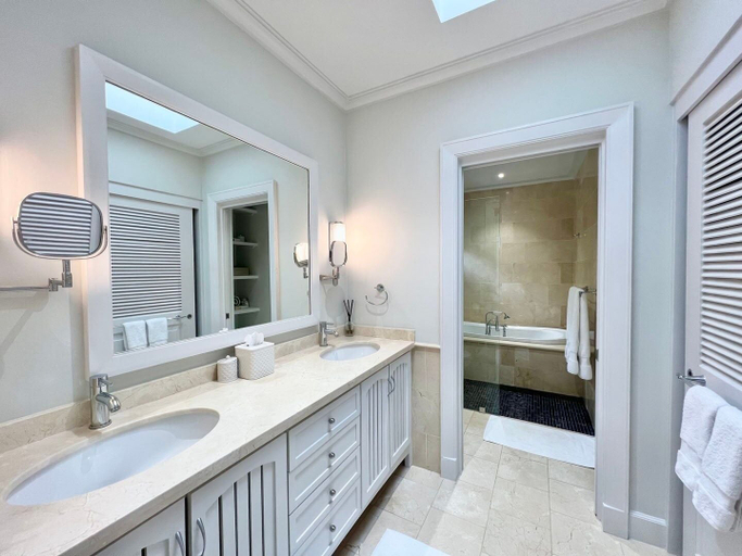 Bathroom 5, Villatre 2 Bedroom Villa