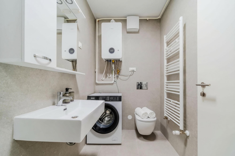 Bathroom 3, Modern Apartment With Balcony And Garage, Krapinske Toplice
