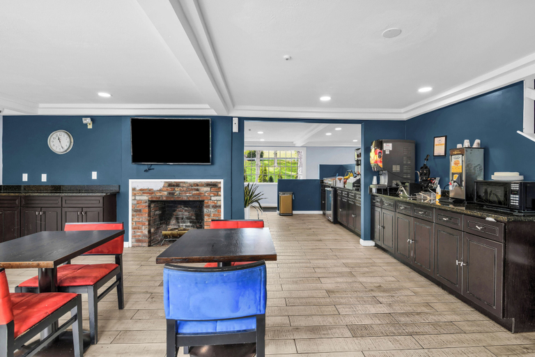 Food & Drinks 5, The Northshore Hotel - Boston/Danvers, Essex