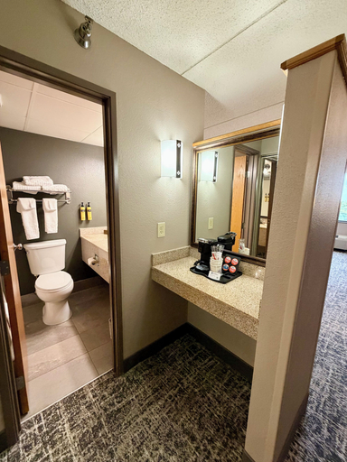 Bathroom 4, Best Western Plus Kelly Inn, Stearns