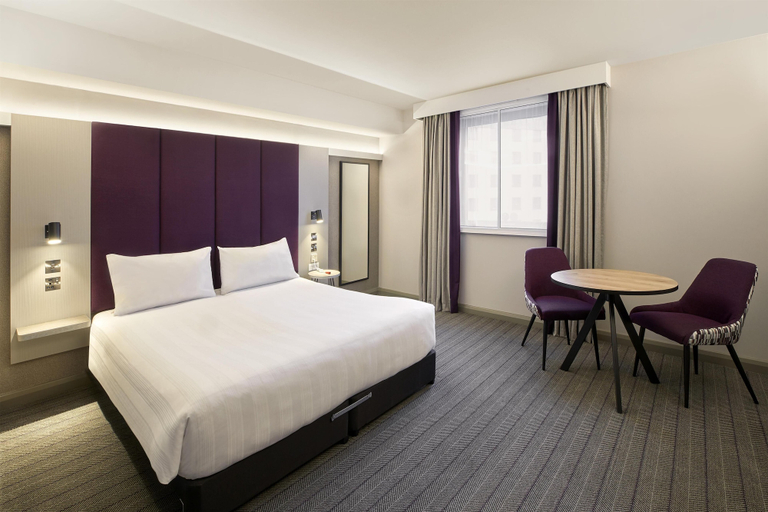 Others 3, Premier Inn Dunstable / Luton, Central Bedfordshire