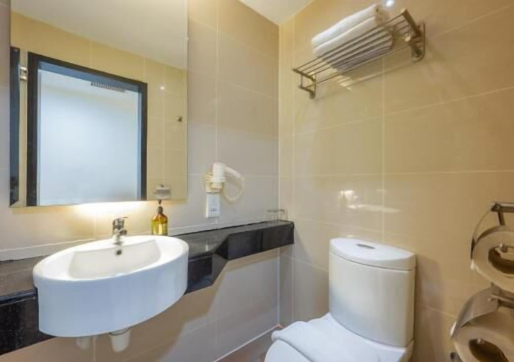 Bathroom 4, Master House Centrestage PJ, Petaling Jaya