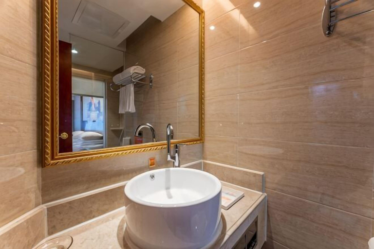 Bathroom 4, Vienna Hotel (Ji'an Railway Station), Ji'an
