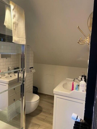 Bathroom 5, LA MAISON DE FLORENCE, Maine-et-Loire