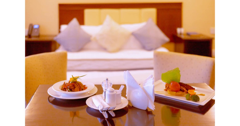 2, Outspan Hotel, Ndaragwa