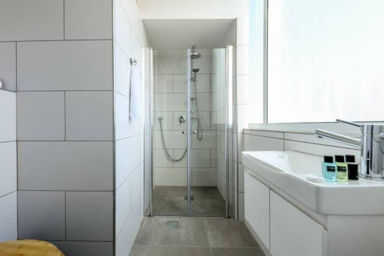 Bathroom 4, Spacious & Bright 3BR Apt with City View