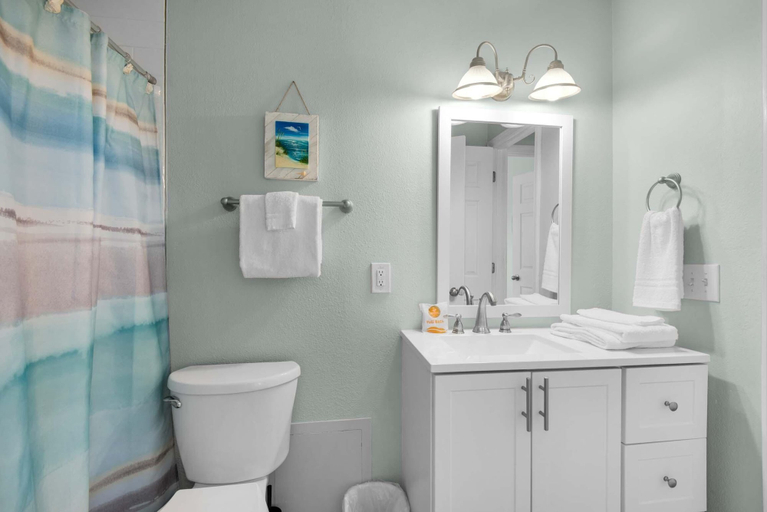 Bathroom 4, Beachview 102 - Flaming Sunrise, Escambia