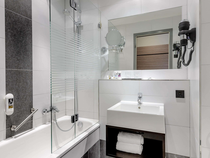Bathroom 5, Mercure Hotel Stuttgart Gerlingen, Ludwigsburg