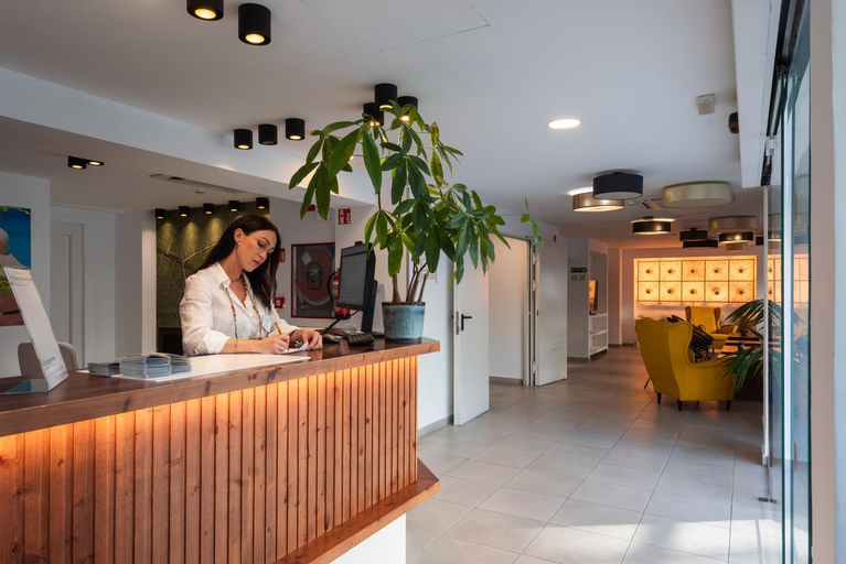 Public Area 2, Hotel Chevy & Suites, Baleares