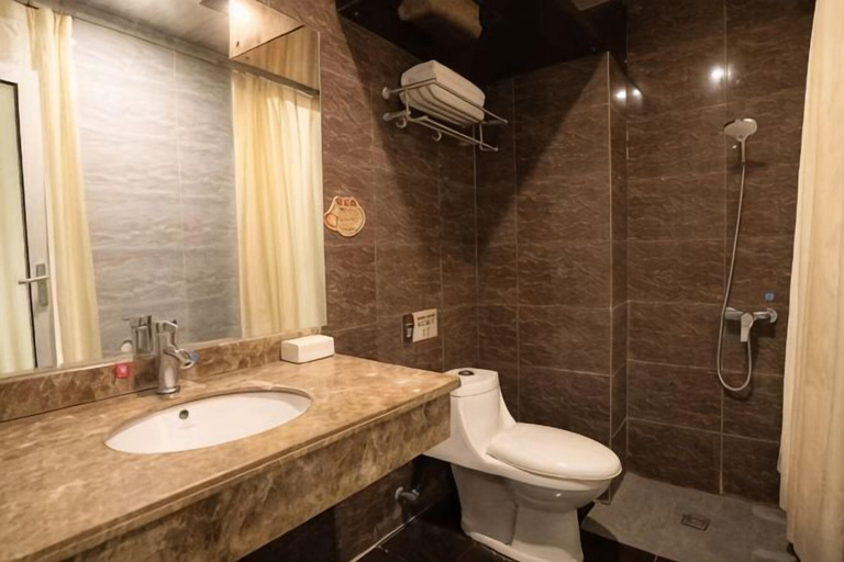 Bathroom, Manduola Business Hostel, Chongqing