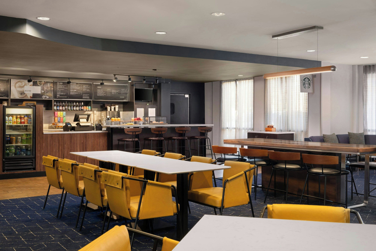 Food & Drinks 4, Courtyard by Marriott Valdosta, Lowndes