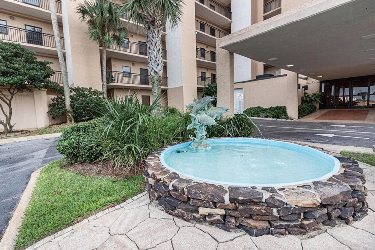 Sport & Beauty 5, Navarre Towers 805, Escambia