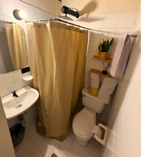 Bathroom 3, HOSTAL PURA VIDA LA 70, Medellín