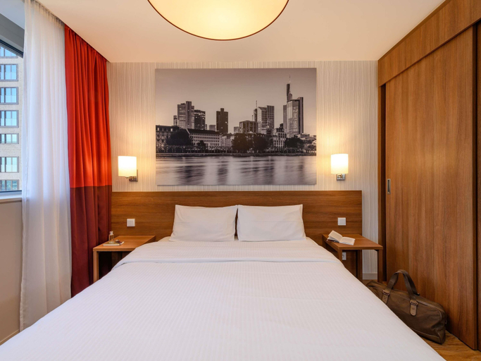 Bedroom 2, Aparthotel Adagio Frankfurt City Messe, Frankfurt am Main