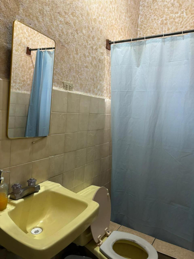 Bathroom 3, Cristales de Antigua La Calzada, Antigua Guatemala