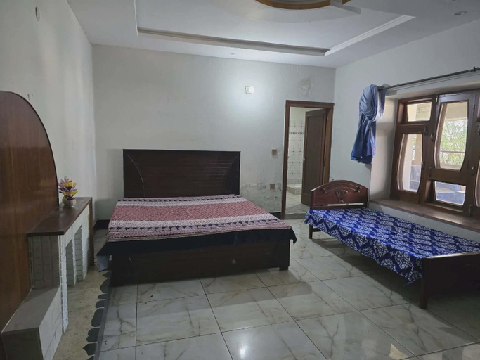 Others 3, Nice Guest House GPO Murree, Rawalpindi