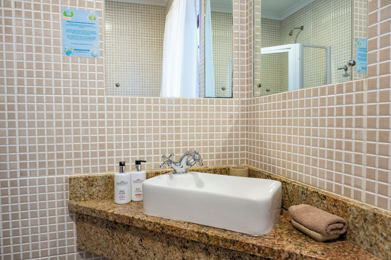 Bathroom 4, Beachwalk Bed and Breakfast, Nelson Mandela Bay