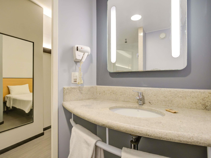 Bathroom 4, ibis Rio de Janeiro Shopping Nova America, Rio de Janeiro