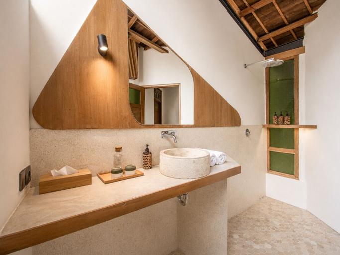 Exterior 5, Modern 2-br Art Deco Villa, 800m From the Beach, Badung
