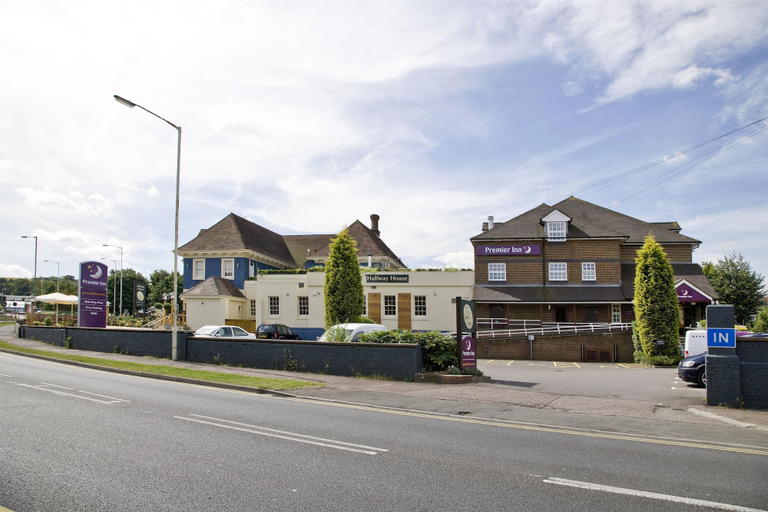 Others 1, Premier Inn Dunstable / Luton, Central Bedfordshire